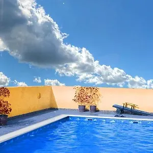https://icon-hotel-apartments.dubaihotelsoffers.com